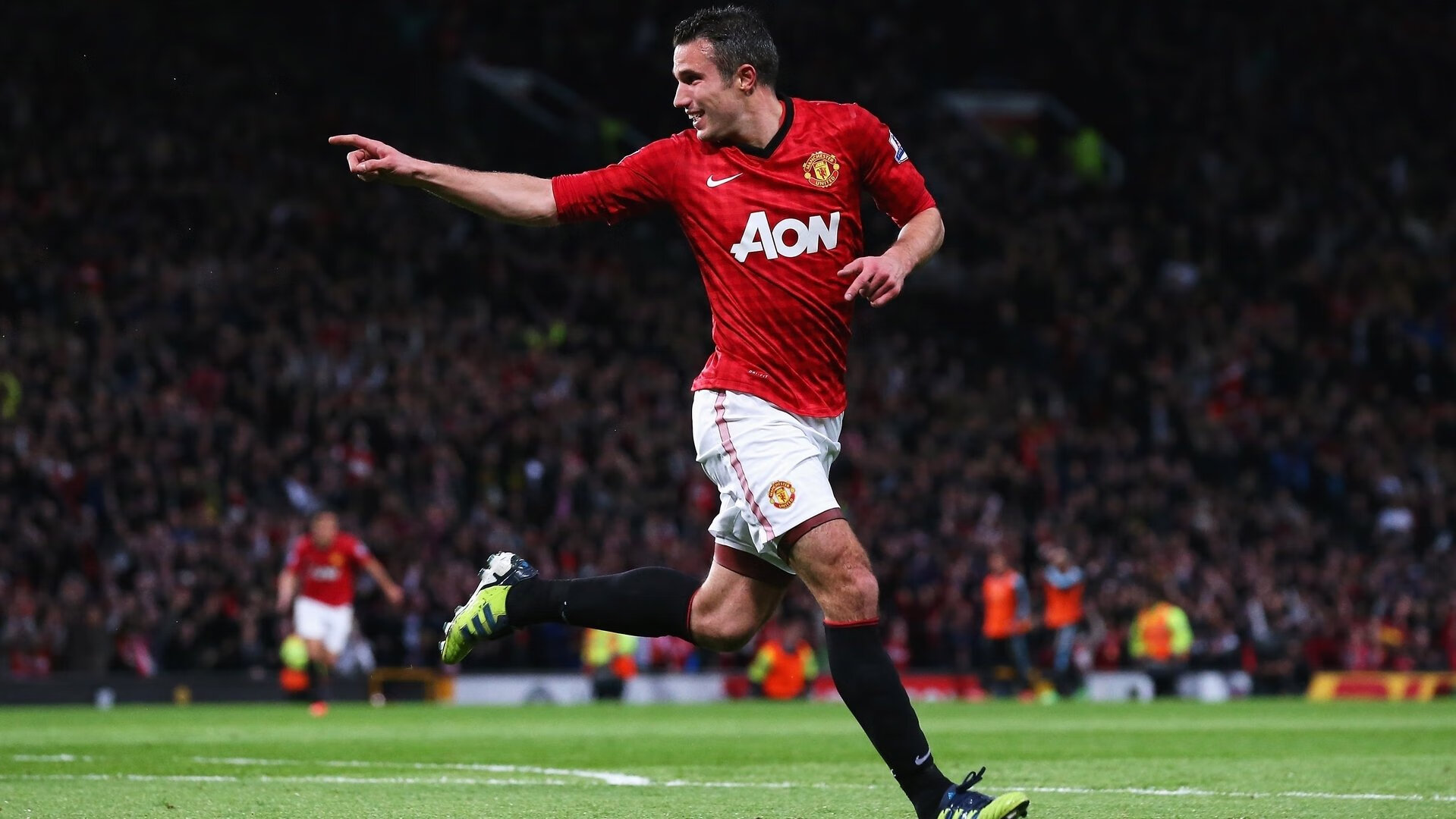 九游中心官网-欧洲杯决赛：点球大战中逆转的经典时刻，欧洲杯决赛点球大战完整版